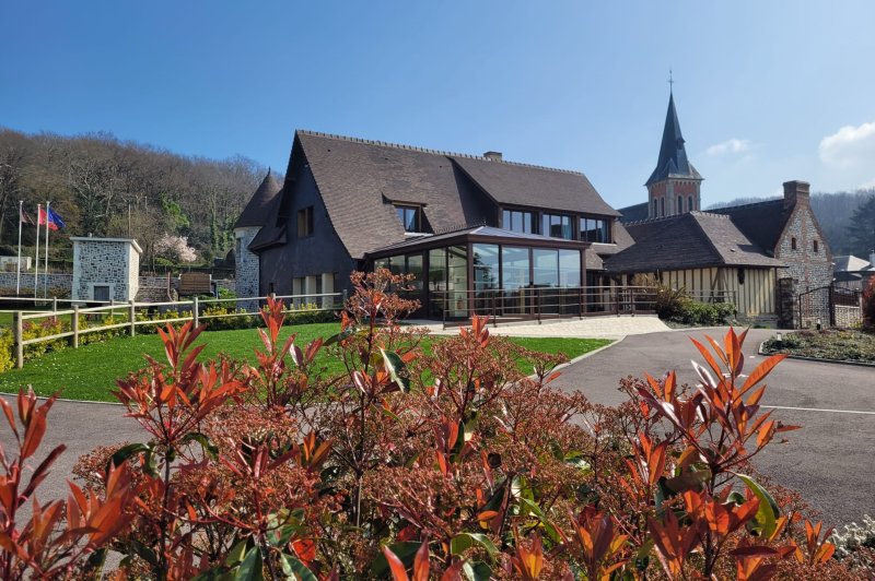 Manoir Néo Normand - photo 1