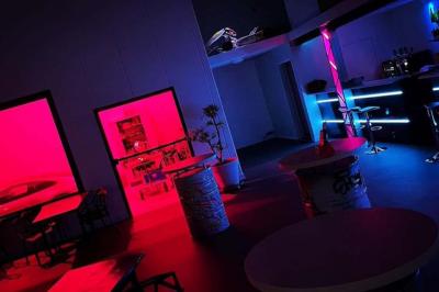 Location salle Chambray-lès-Tours (Indre-et-Loire) - The Showroom Tours Auto évènements #14