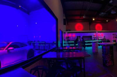 Location salle Chambray-lès-Tours (Indre-et-Loire) - The Showroom Tours Auto évènements #14