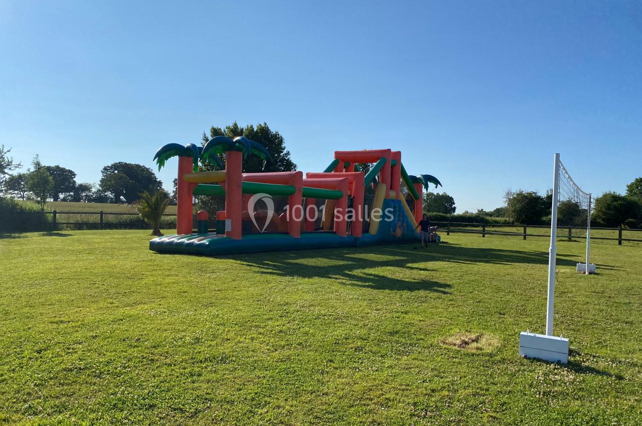 Structure de jeu gonflable pour enfants