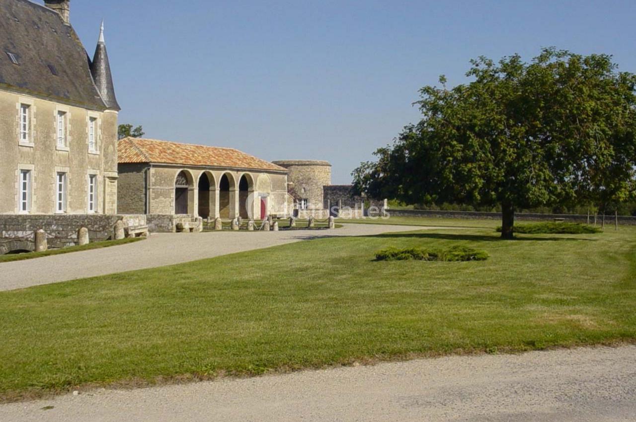 Location salle Paizay-Naudouin-Embourie (Charente) - Château de Saveilles #5