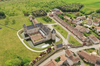 Château de Saveilles Château de Saveilles