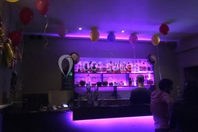 Le Bar 410 Le Bar 410