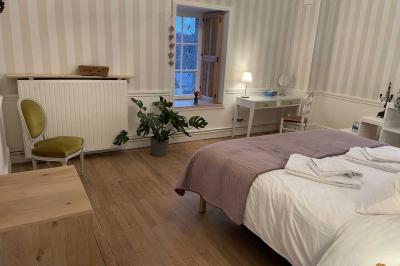 Miniature La chambre Elyette Location salle Saché (Indre-et-Loire) - Château de Valesne #3