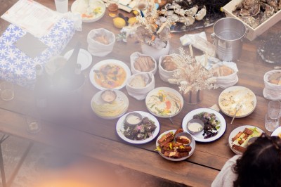 Miniature Location salle Nantes (Loire-Atlantique) - OHM Town #7 Vue plongeante sur des structures d'ombrage en toile beige et en fibres naturelles dans un espace extérieur aménagé.