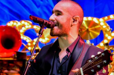 Miniature DJ Paris 9 (Paris) - This Is Guit #4 DJ Paris 9 (Paris) - This Is Guit #4