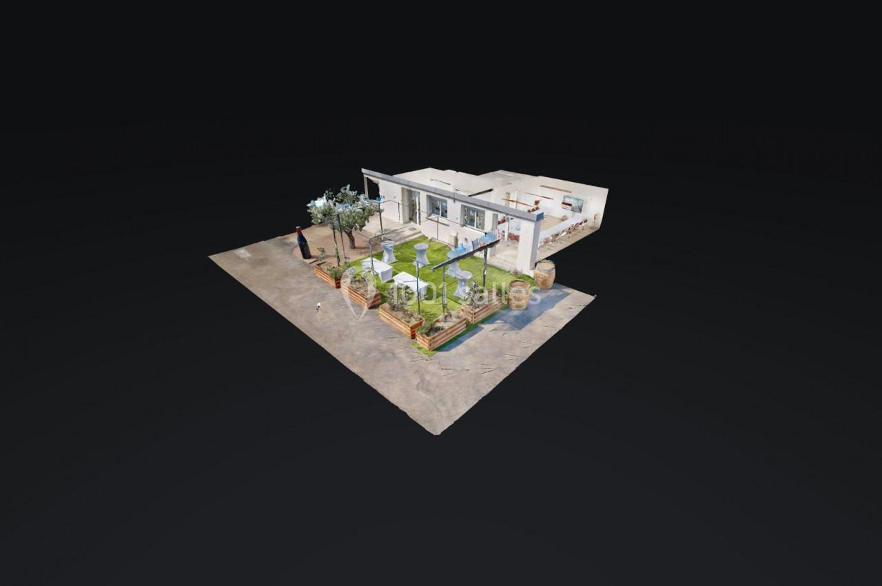 Maquette 3D d'une maison moderne avec terrasse, jardin aménagé et mobilier extérieur sur un fond noir.