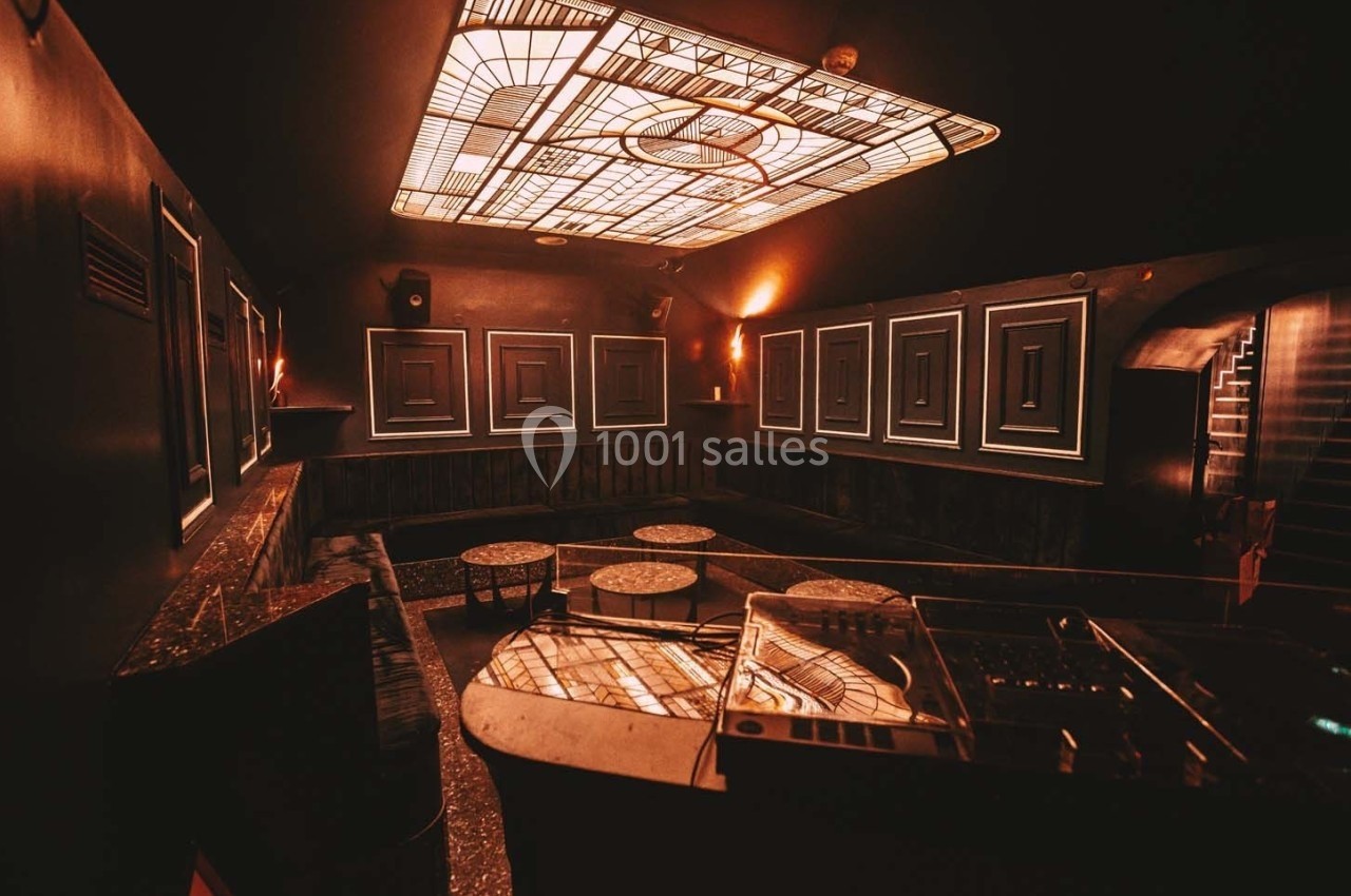 Club / Salle Dansante/ Dj