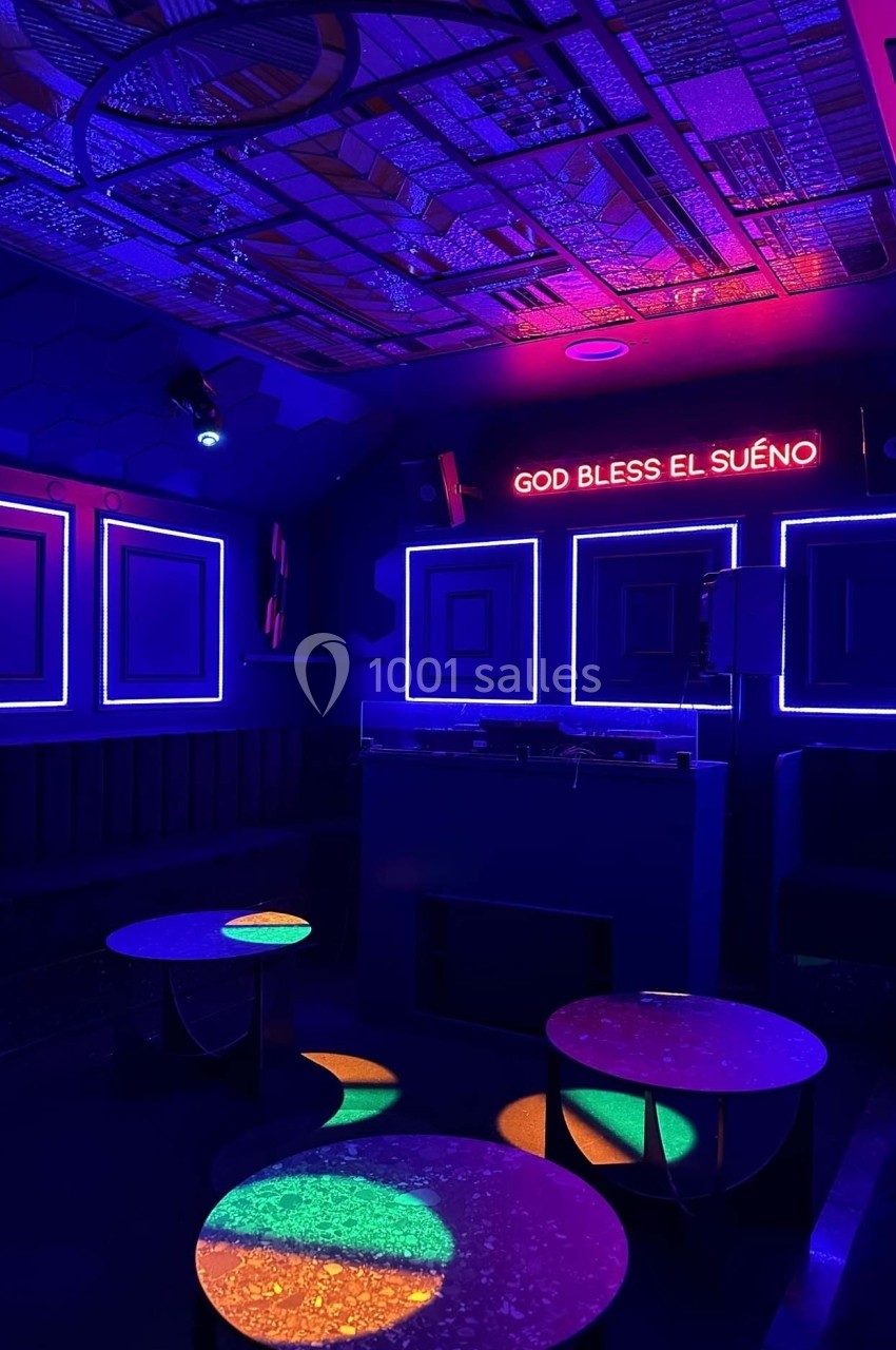 Club / Salle Dansante/ Dj