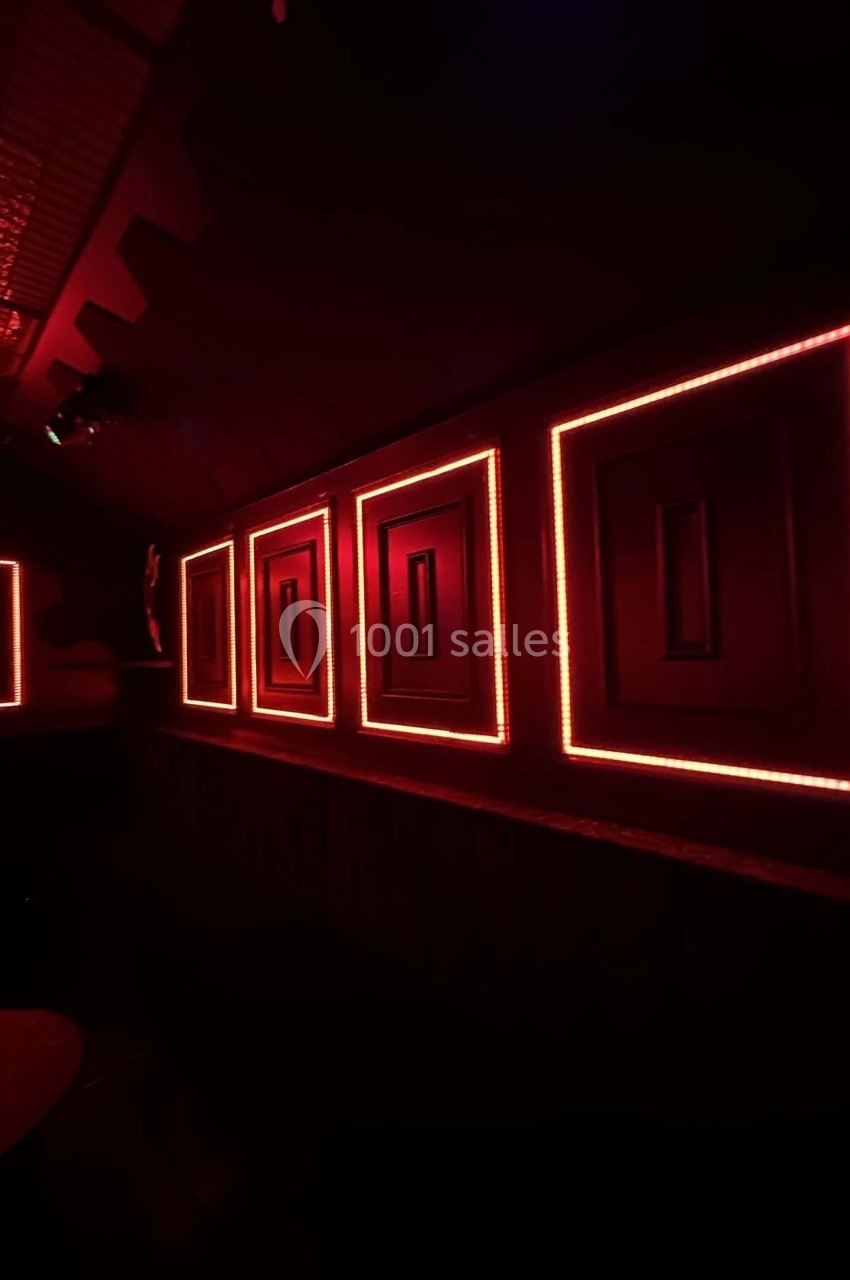 Club / Salle Dansante/ Dj