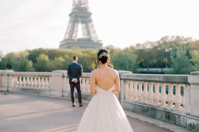 Wedding on The Moon - photo 1