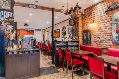 La Mère Michèle La Mère Michèle