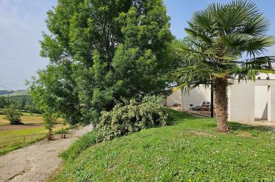 La paillotte du Boulodrome avec sa vue sur le coucher de soleil