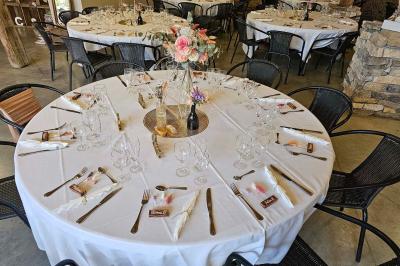 La paillotte du Boulodrome avec sa vue sur le coucher de soleil