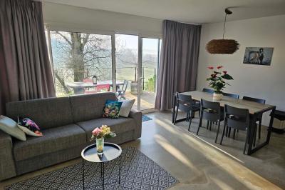 La paillotte du Boulodrome avec sa vue sur le coucher de soleil