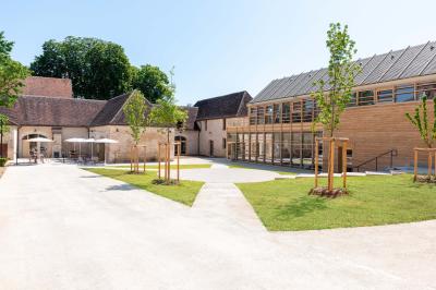 Cité des Climats et Vins de Bourgogne Cité des Climats et Vins de Bourgogne