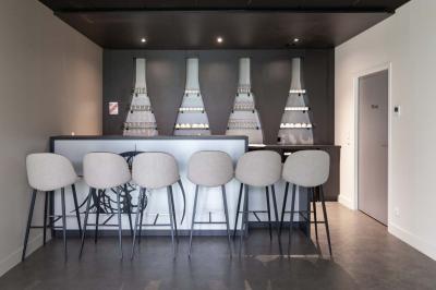 Miniature 1er étage - Bar l'ammonite Cocktail - coursive