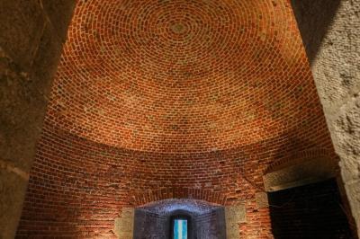 Carte indiquant la localisation d'Herchies et sa proximité avec Paris, Lille, Mons et Bruxelles, avec les temps de trajet.