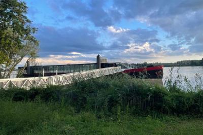 Location salle Saint-Germain-de-la-Rivière (Gironde) - La Péniche du Mascaret #66