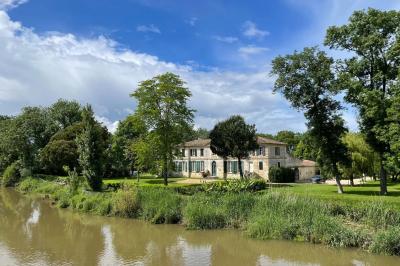 Location salle Saint-Germain-de-la-Rivière (Gironde) - La Péniche du Mascaret #66