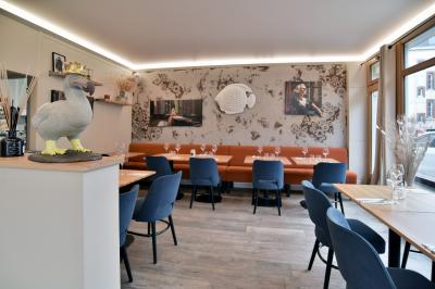 Les Deux Cocos Les Deux Cocos