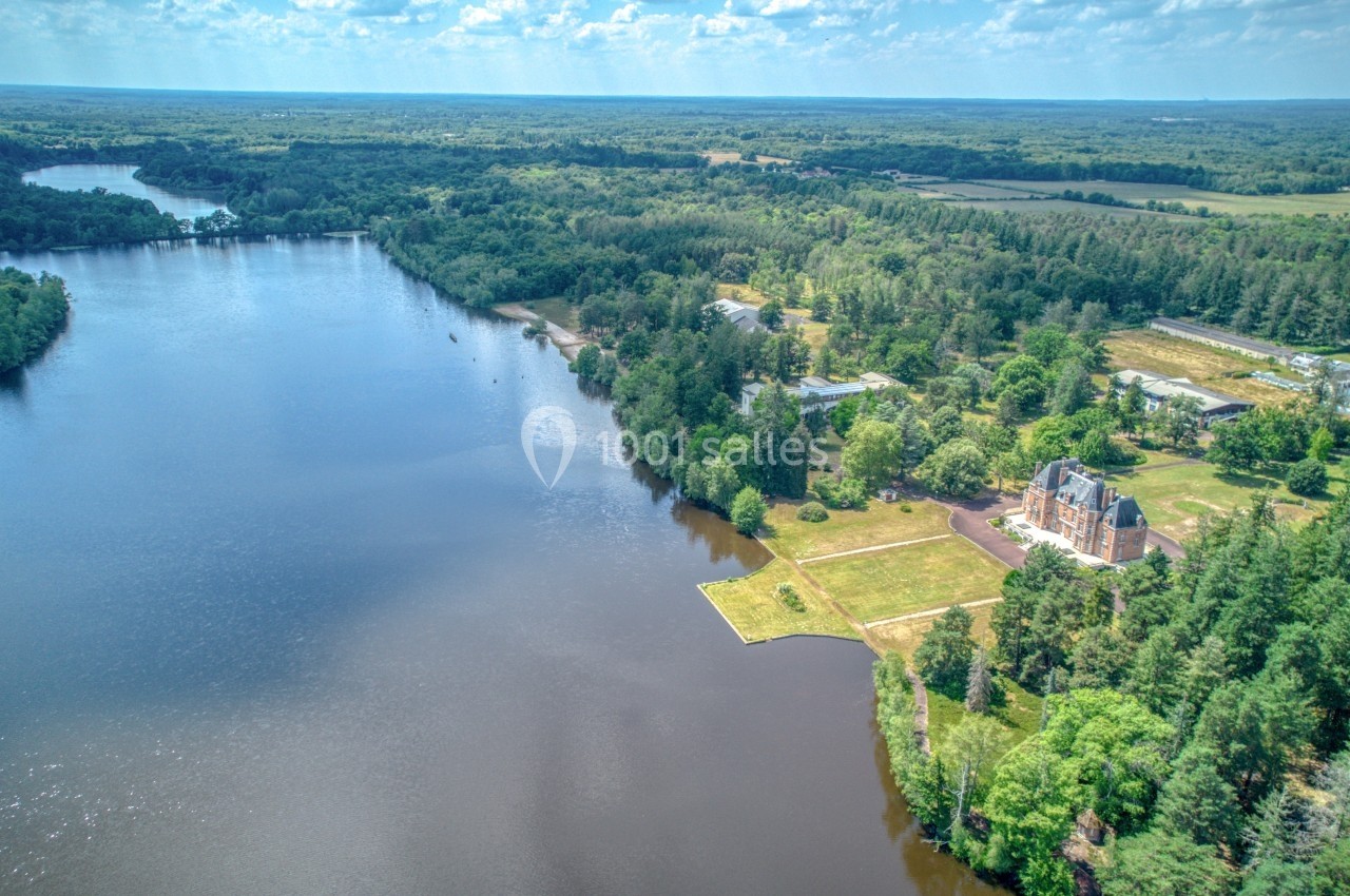 Location salle Nouan-le-Fuzelier (Loir-et-Cher) - Domaine de Chalès #1