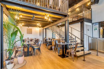 Marta Bar Restaurant