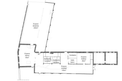 Plan architectural montrant la disposition de plusieurs espaces, dont une salle de danse, un espace traiteur et des…