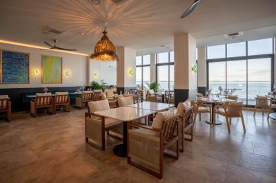 Les Vagues Hôtel & Spa