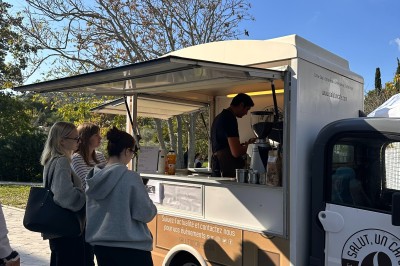 Salut un Café - photo 1