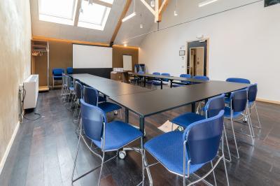 Mundo Louvain la Neuve Mundo Louvain la Neuve