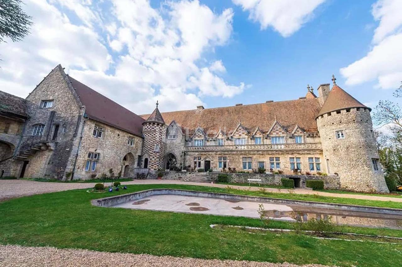Ch teau D Hattonchatel Vigneulles l s Hattonch tel 55210 Location 