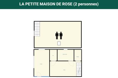 Chaise en bois clair avec dossier croisé et assise en rotin, vue de face sur fond blanc.