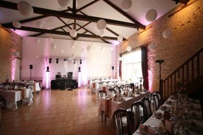 Location salle Usson-du-Poitou (Vienne) - La Grange des Gîtes de la Font #36