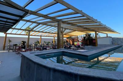 Javoō Club & The Side Bar Javoō Club & The Side Bar