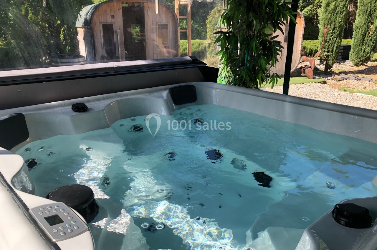 Location salle Rousset (Bouches-du-Rhône) - Déjeunez Sous l'Arbre  #9