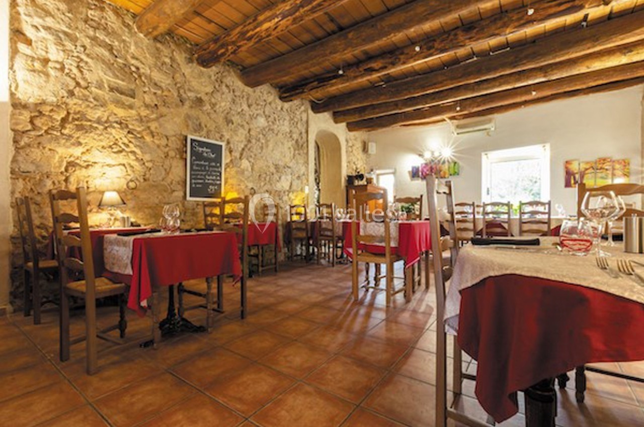 Location salle Rousset (Bouches-du-Rhône) - Déjeunez Sous l'Arbre  #13