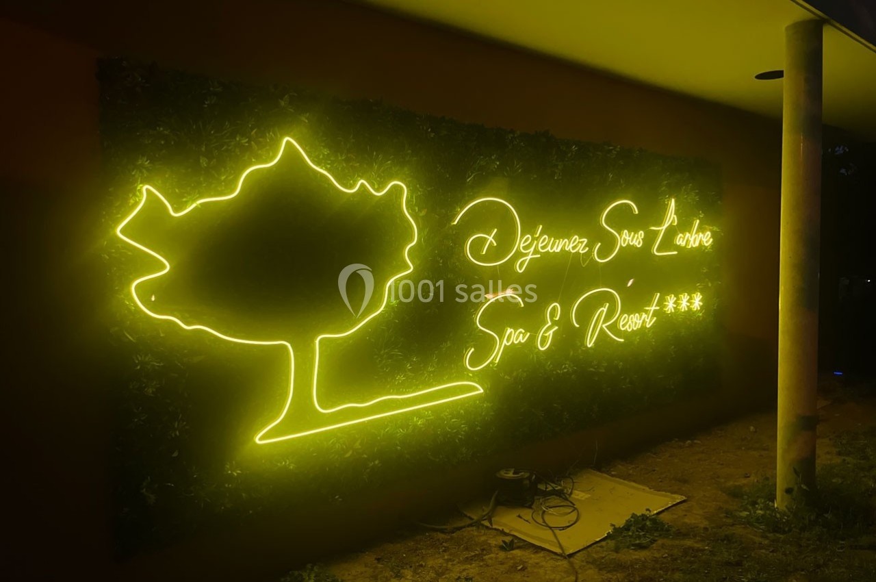 Location salle Rousset (Bouches-du-Rhône) - Déjeunez Sous l'Arbre  #11