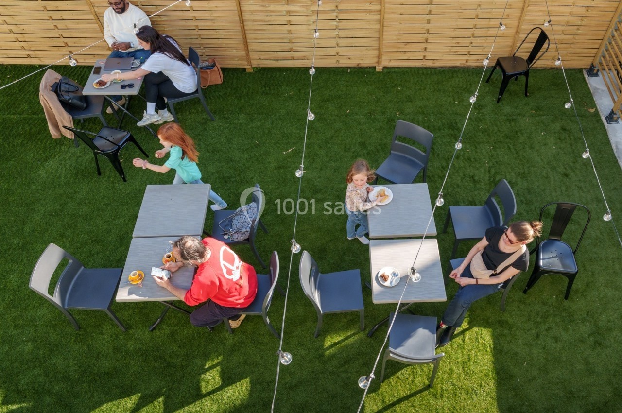 Terrasse extérieure 200 m2