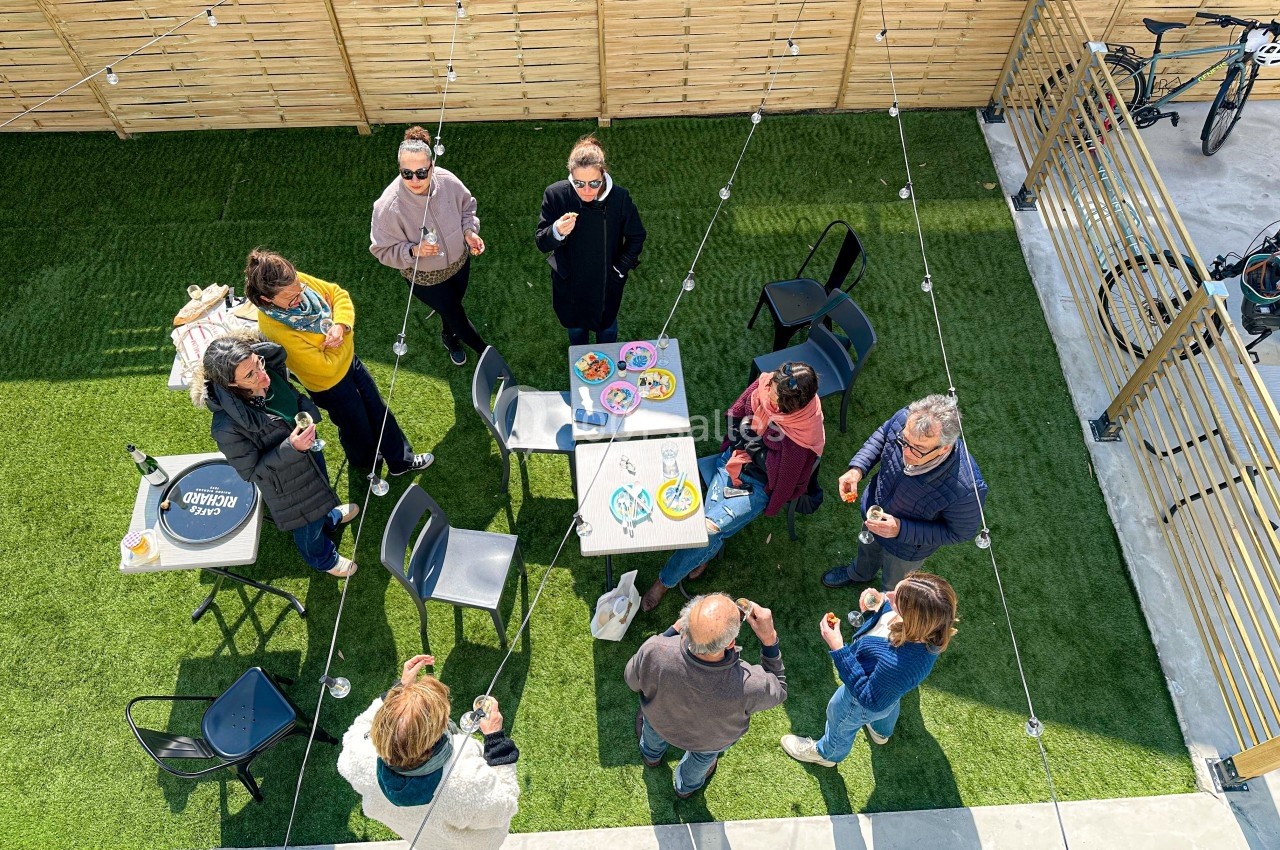 Cocktail en terrasse d'accueil