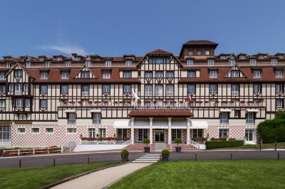 Hôtel Barrière L'hôtel du Golf Deauville Hôtel Barrière L'hôtel du Golf Deauville