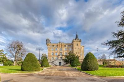 Chateau de Saint Priest - photo 1