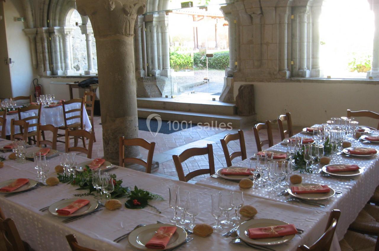 Location salle Saint-Didier-la-Forêt (Allier) - Abbaye de Saint Gilbert #37