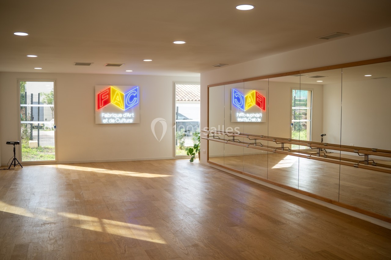 Location salle Allauch (Bouches-du-Rhône) - Fac Allauch #1