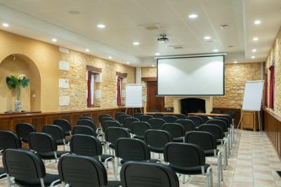 Domaine du Château de Monrecour Domaine du Château de Monrecour