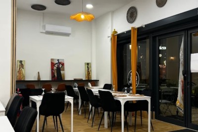 Miniature Restaurant africain chaleureux avec salle privatisable à Chambly Desserts, boissons et douceurs pour accompagner vos réceptions