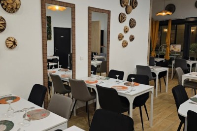 Miniature Salle de réception moderne et conviviale à Chambly Desserts, boissons et douceurs pour accompagner vos réceptions