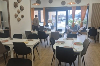 Miniature Salle privatisable pour anniversaires, mariages et repas d'entreprise Desserts, boissons et douceurs pour accompagner vos réceptions