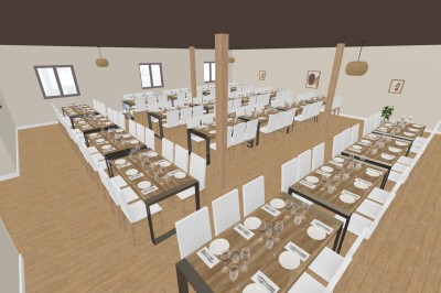 Salle de réception avec de longues tables dressées, chaises blanches et décoration sobre dans un espace lumineux.