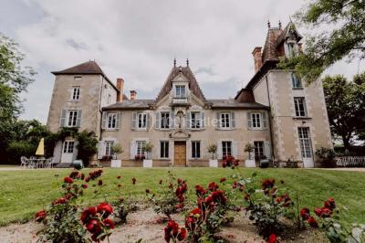Location salle Saint-Priest-Bramefant (Puy-de-Dôme) - Château du Guérinet #35